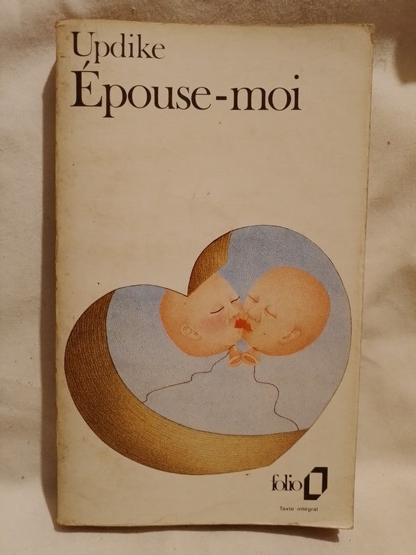 Épouse-moi / Updike, John