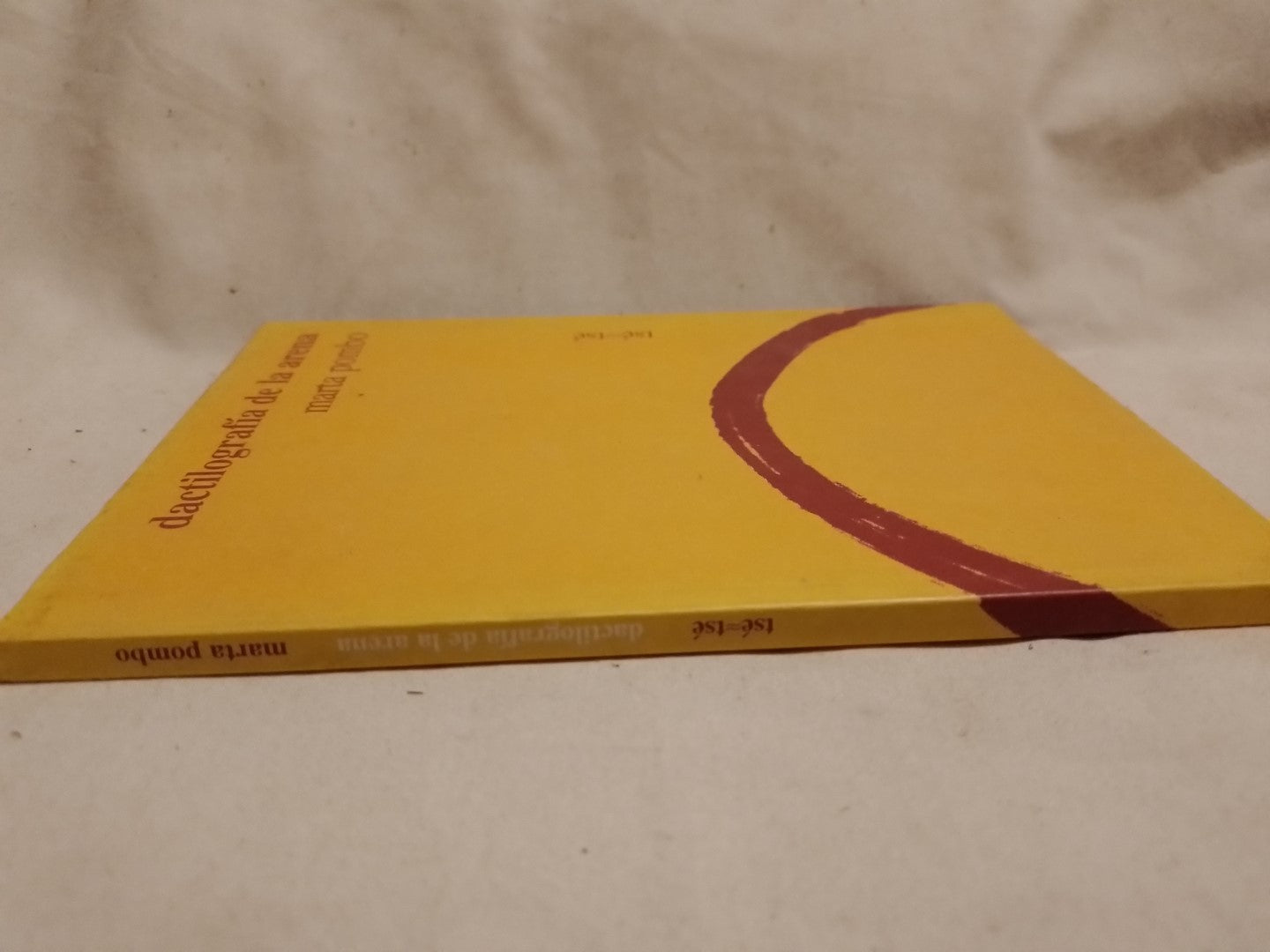 Dactilografía de la arena - Pombo, Marta