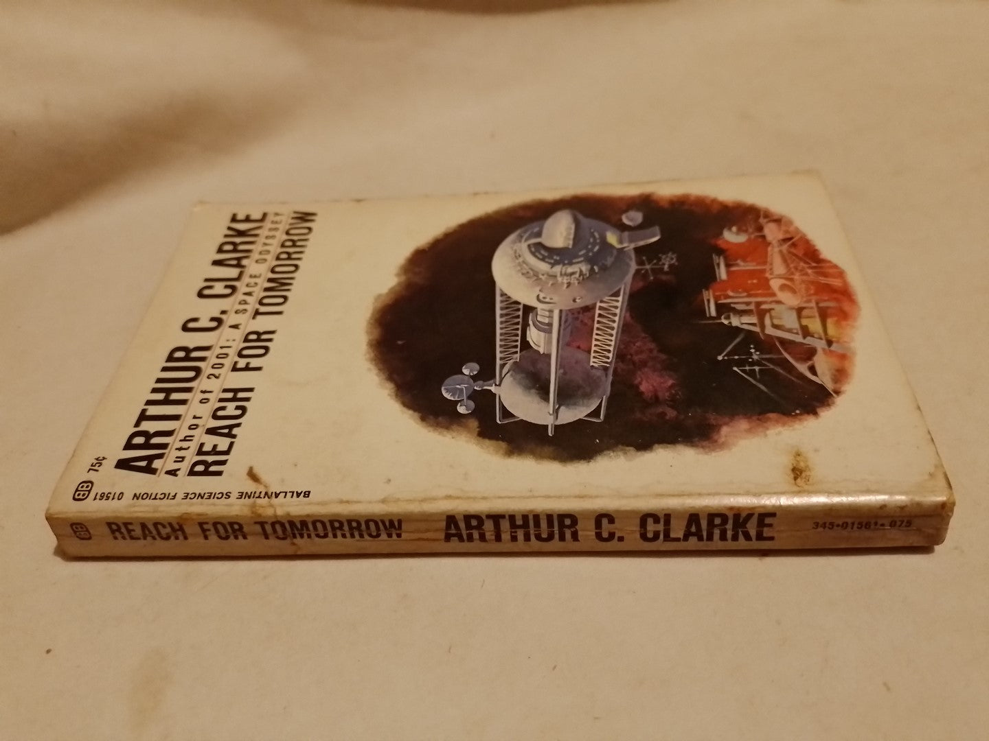 Reach for Tomorrow / Clarke, Arthur C.