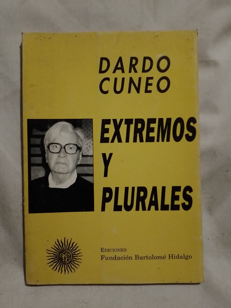 Extremos y Plurales / Cúneo, Dardo