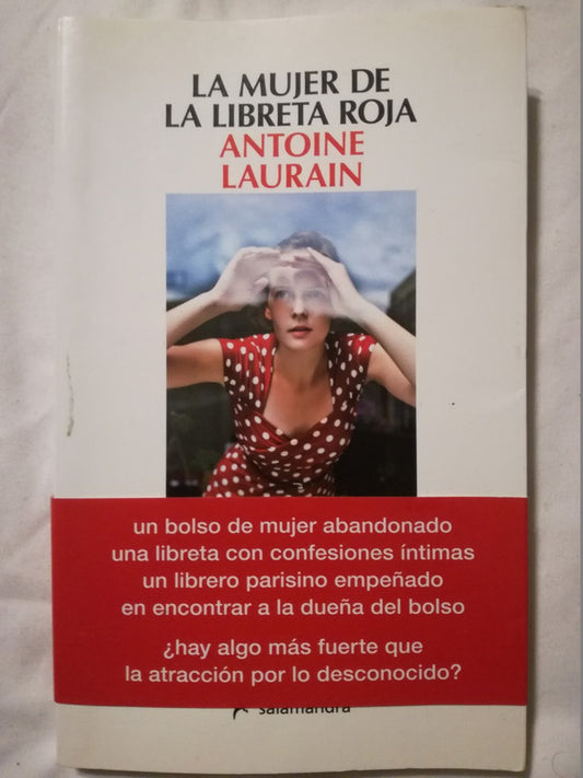 La Mujer De La Libreta Roja