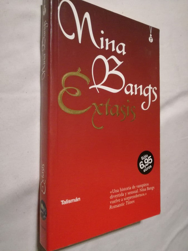 Éxtasis Bangs, Nina