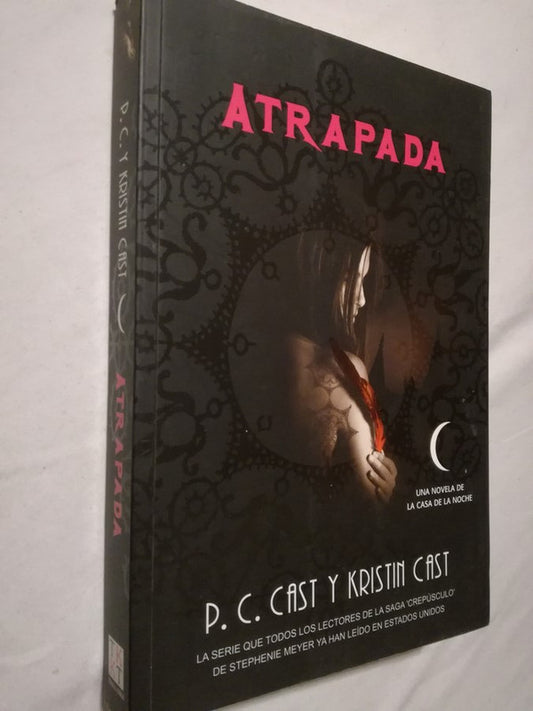 Atrapada Cast, P.c. Y Kristin
