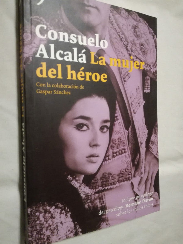 La Mujer Del Héroe Alcalá, Consuelo