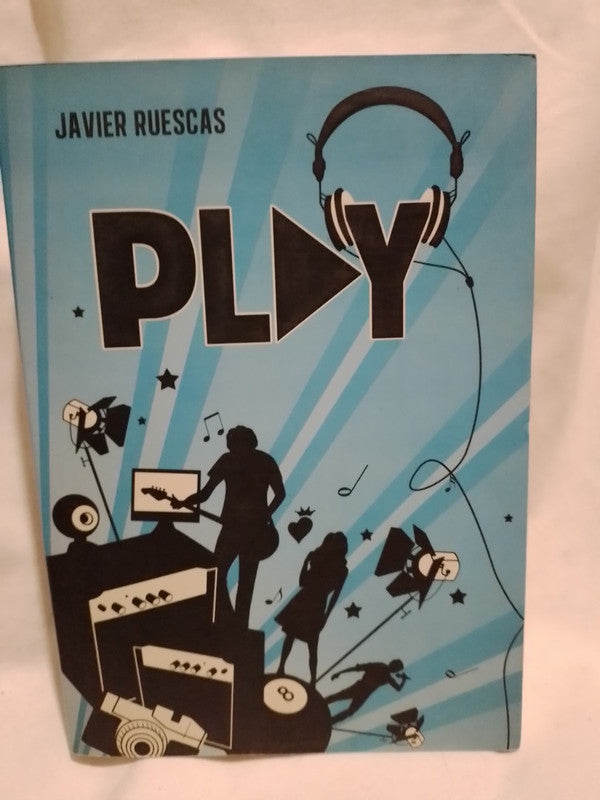 Play / Ruescas, Javier