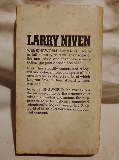 Ringworld / Niven, Larry