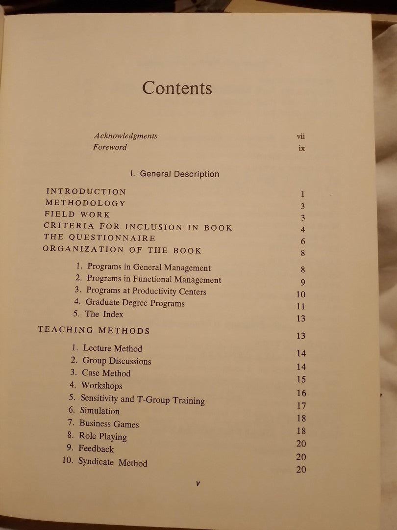 Training Managers The International Guide / McNulty, Nancy
