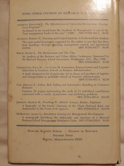 To Study Administration by Cases / Towl, Andrew R.