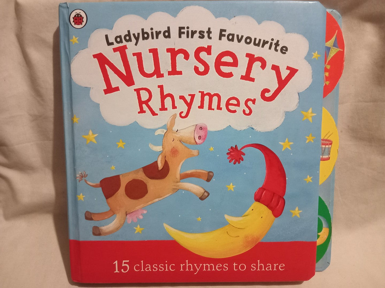 Ladybird Furst Favourite Nursery Rhymes 15 classic rhymes to share