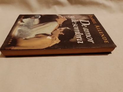 De amor y de sombra / Allende, Isabel (Saldo)